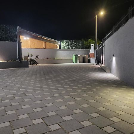 Apartman Dino Trogir Exterior foto