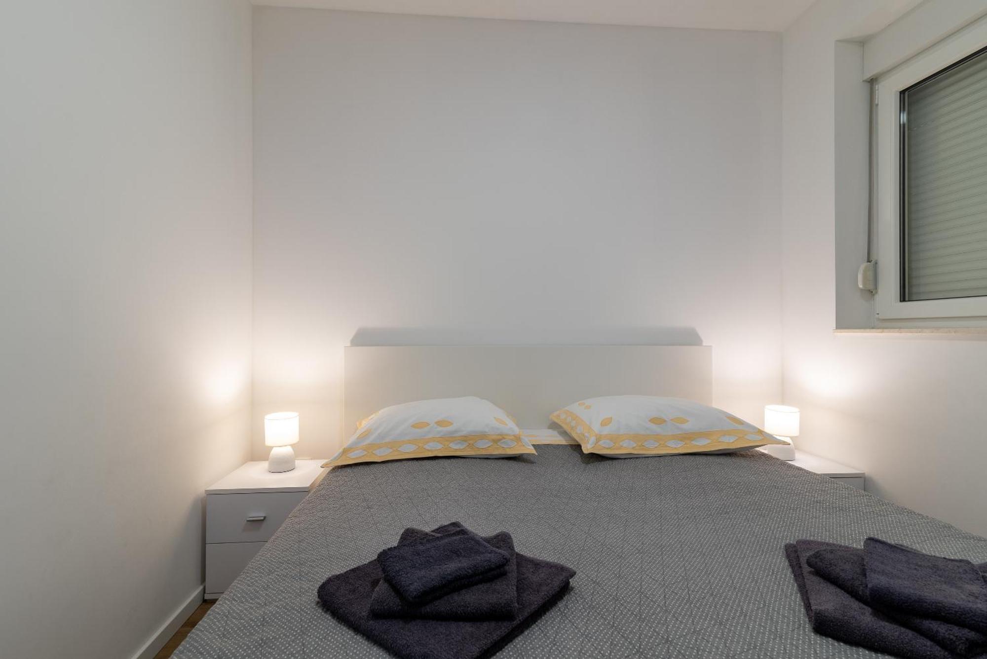 Apartman Dino Trogir Exterior foto